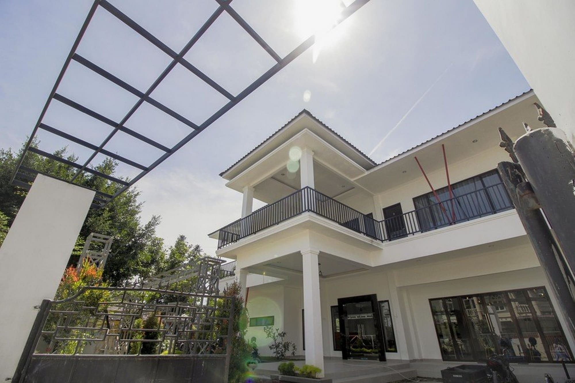 RedDoorz Premium @ Setiabudi Medan Sunggal Zewnętrze zdjęcie